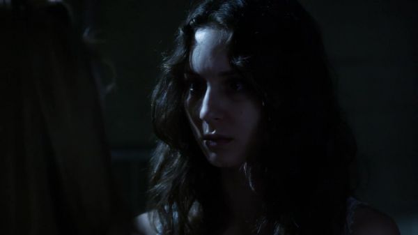 Pretty_Little_Liars_S03E23_BluRay_Rip_720p_Dual_Audio_WWW_TORRENTDOSFILMES_COM_2049.jpg