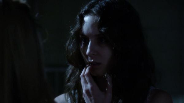 Pretty_Little_Liars_S03E23_BluRay_Rip_720p_Dual_Audio_WWW_TORRENTDOSFILMES_COM_2057.jpg