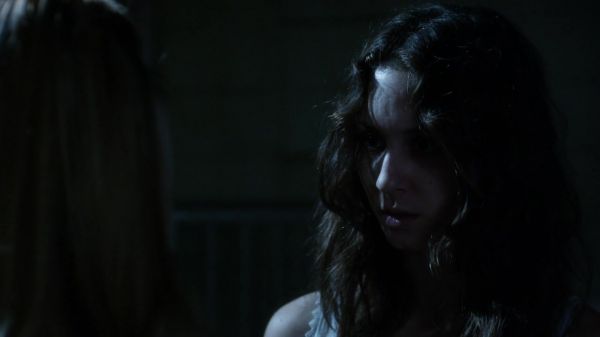 Pretty_Little_Liars_S03E23_BluRay_Rip_720p_Dual_Audio_WWW_TORRENTDOSFILMES_COM_2068.jpg