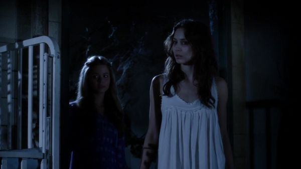 Pretty_Little_Liars_S03E23_BluRay_Rip_720p_Dual_Audio_WWW_TORRENTDOSFILMES_COM_2095.jpg