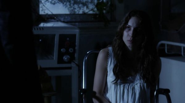 Pretty_Little_Liars_S03E23_BluRay_Rip_720p_Dual_Audio_WWW_TORRENTDOSFILMES_COM_2268.jpg