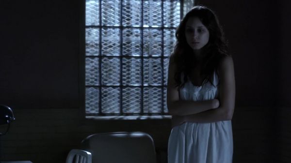 Pretty_Little_Liars_S03E23_BluRay_Rip_720p_Dual_Audio_WWW_TORRENTDOSFILMES_COM_2550.jpg