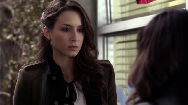 Pretty_Little_Liars_S03E24_BluRay_Rip_720p_Dual_Audio_WWW_TORRENTDOSFILMES_COM_0292.jpg