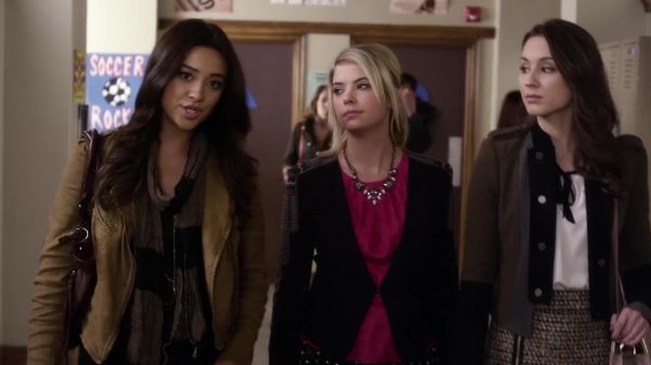 Pretty_Little_Liars_S03E24_BluRay_Rip_720p_Dual_Audio_WWW_TORRENTDOSFILMES_COM_0372.jpg