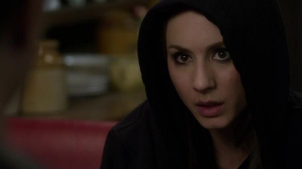 Pretty_Little_Liars_S03E24_BluRay_Rip_720p_Dual_Audio_WWW_TORRENTDOSFILMES_COM_0841.jpg