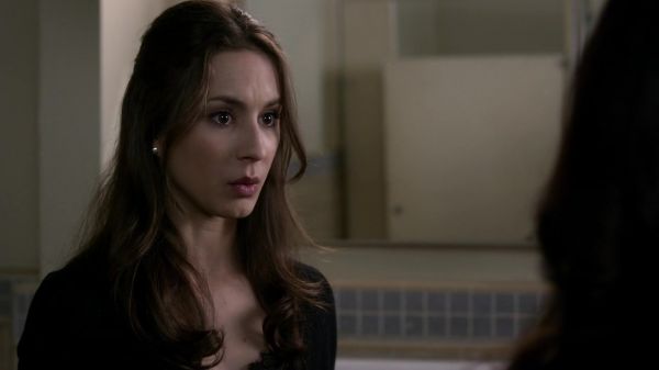 Pretty_Little_Liars_S03E24_BluRay_Rip_720p_Dual_Audio_WWW_TORRENTDOSFILMES_COM_1715.jpg