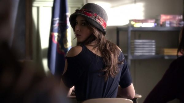 Pretty_Little_Liars_S03E24_BluRay_Rip_720p_Dual_Audio_WWW_TORRENTDOSFILMES_COM_1764.jpg
