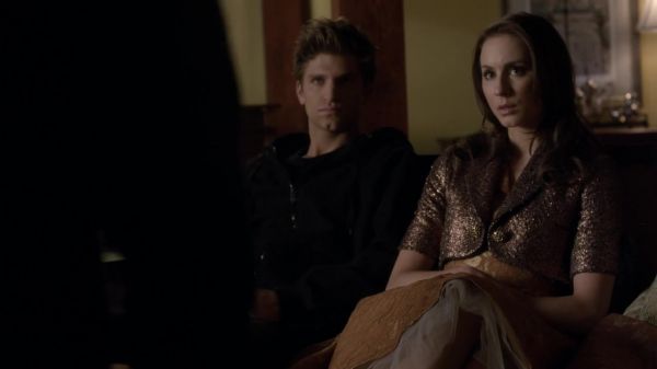 Pretty_Little_Liars_S03E24_BluRay_Rip_720p_Dual_Audio_WWW_TORRENTDOSFILMES_COM_1926.jpg