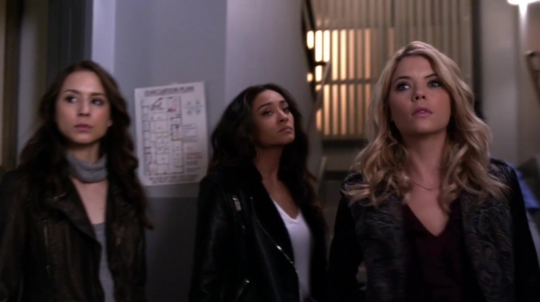 Pretty_Little_Liars_S05E01_Mini_720p_WEB-DL_Dual_RMZ-Dinho_0574.jpg