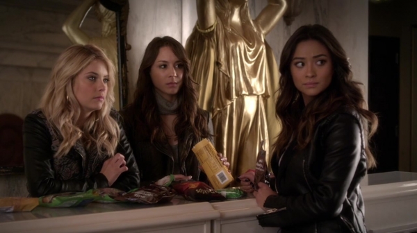 Pretty_Little_Liars_S05E01_Mini_720p_WEB-DL_Dual_RMZ-Dinho_1354.jpg