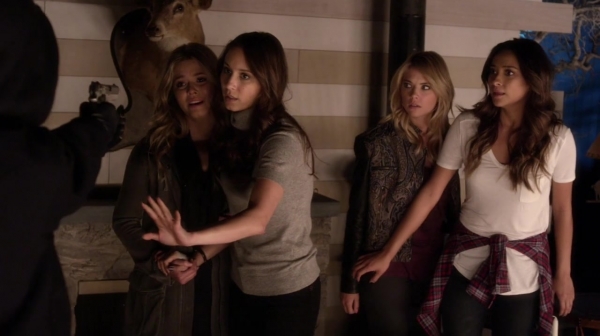Pretty_Little_Liars_S05E01_Mini_720p_WEB-DL_Dual_RMZ-Dinho_2310.jpg