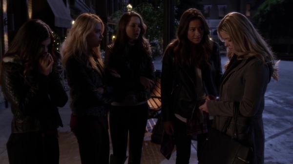 Pretty_Little_Liars_S05E02_Mini_720p_WEB-DL_Dual_RMZ-Dinho_0113.jpg