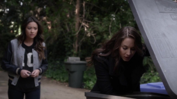Pretty_Little_Liars_S05E02_Mini_720p_WEB-DL_Dual_RMZ-Dinho_1229.jpg