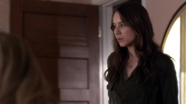 Pretty_Little_Liars_S05E02_Mini_720p_WEB-DL_Dual_RMZ-Dinho_1415.jpg