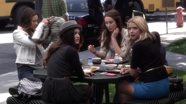 Pretty_Little_Liars_S05E04_Mini_720p_WEB-DL_Dual_RMZ-Dinho_0521.jpg