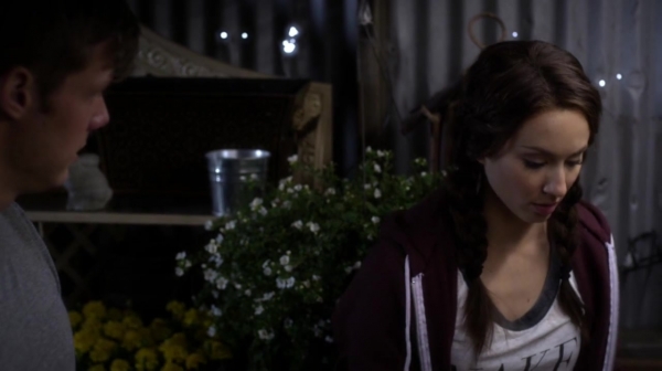 Pretty_Little_Liars_S05E04_Mini_720p_WEB-DL_Dual_RMZ-Dinho_1067.jpg