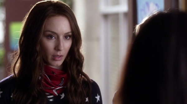 Pretty_Little_Liars_S05E05_Mini_720p_WEB-DL_Dual_RMZ-Dinho_0570.jpg