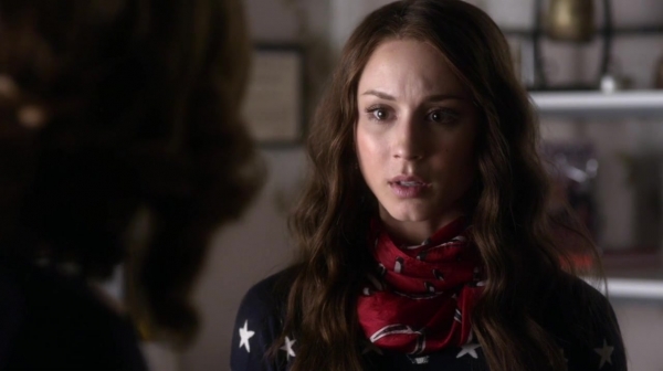 Pretty_Little_Liars_S05E05_Mini_720p_WEB-DL_Dual_RMZ-Dinho_0690.jpg