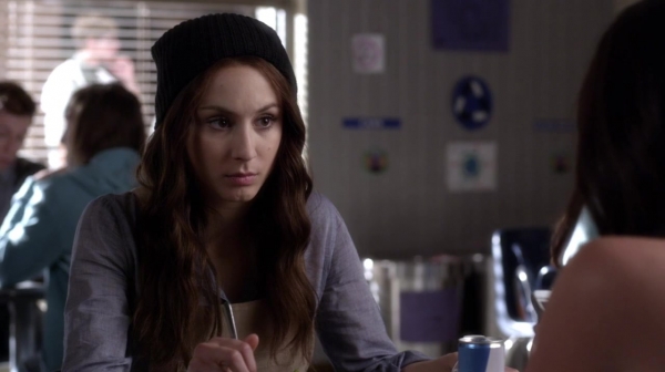 Pretty_Little_Liars_S05E06_Mini_720p_WEB-DL_Dual_RMZ-Dinho_0483.jpg
