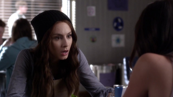 Pretty_Little_Liars_S05E06_Mini_720p_WEB-DL_Dual_RMZ-Dinho_0526.jpg