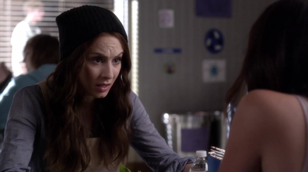 Pretty_Little_Liars_S05E06_Mini_720p_WEB-DL_Dual_RMZ-Dinho_0532.jpg