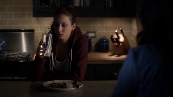 Pretty_Little_Liars_S05E07_Mini_720p_WEB-DL_Dual_RMZ-Dinho_1844.jpg