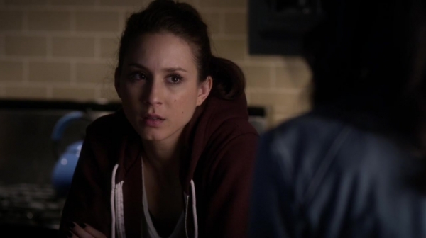 Pretty_Little_Liars_S05E07_Mini_720p_WEB-DL_Dual_RMZ-Dinho_1896.jpg