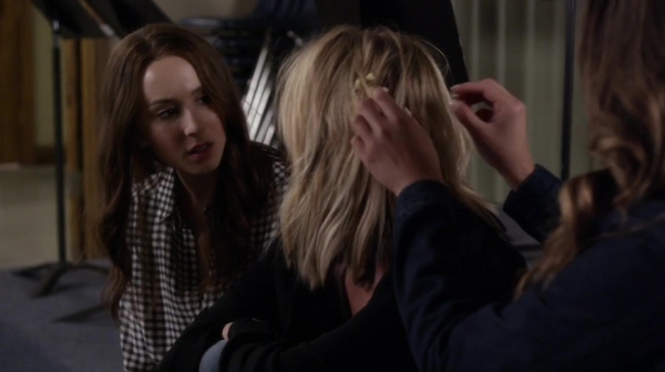 Pretty_Little_Liars_S05E08_Mini_720p_WEB-DL_Dual_RMZ-Dinho_1448.jpg