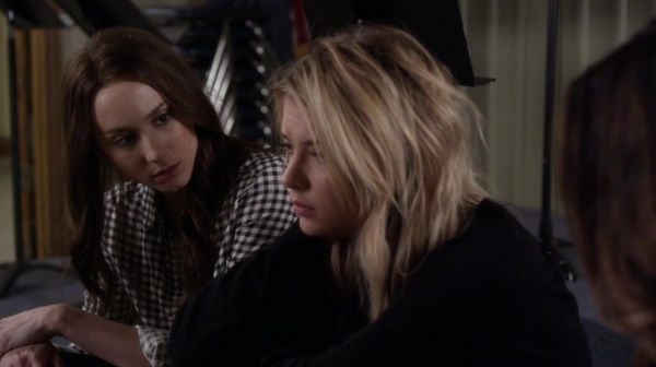 Pretty_Little_Liars_S05E08_Mini_720p_WEB-DL_Dual_RMZ-Dinho_1460.jpg