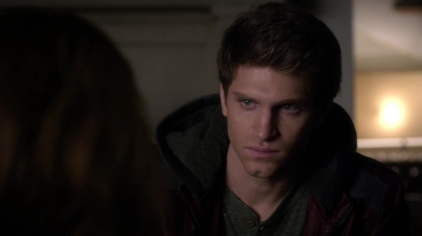 Pretty_Little_Liars_S05E08_Mini_720p_WEB-DL_Dual_RMZ-Dinho_2343.jpg