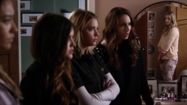 Pretty_Little_Liars_S05E10_Mini_720p_WEB-DL_Dual_RMZ-Dinho_0129.jpg