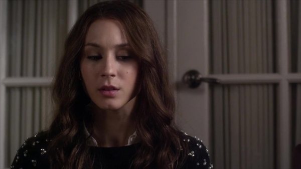Pretty_Little_Liars_S05E10_Mini_720p_WEB-DL_Dual_RMZ-Dinho_0715.jpg