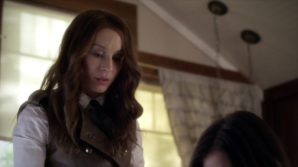 Pretty_Little_Liars_S05E10_Mini_720p_WEB-DL_Dual_RMZ-Dinho_0821.jpg