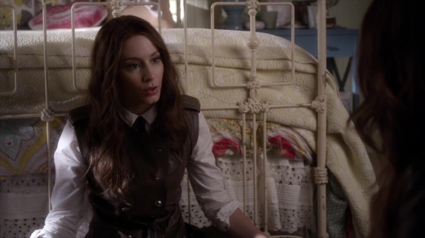 Pretty_Little_Liars_S05E10_Mini_720p_WEB-DL_Dual_RMZ-Dinho_1260.jpg
