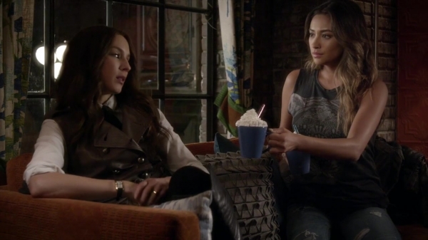 Pretty_Little_Liars_S05E11_Mini_720p_WEB-DL_Dual_RMZ-Dinho_0161.jpg