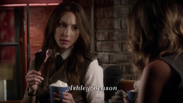 Pretty_Little_Liars_S05E11_Mini_720p_WEB-DL_Dual_RMZ-Dinho_0182.jpg
