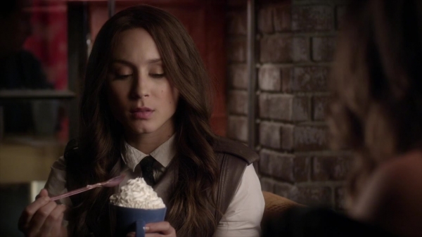 Pretty_Little_Liars_S05E11_Mini_720p_WEB-DL_Dual_RMZ-Dinho_0193.jpg