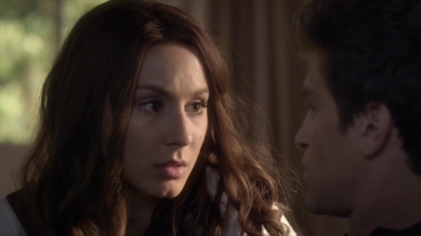 Pretty_Little_Liars_S05E11_Mini_720p_WEB-DL_Dual_RMZ-Dinho_0826.jpg
