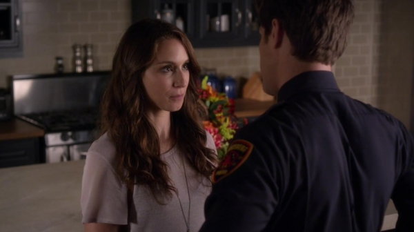Pretty_Little_Liars_S05E12_Mini_720p_WEB-DL_Dual_RMZ-Dinho_0930.jpg