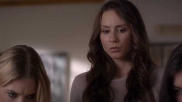 Pretty_Little_Liars_S05E12_Mini_720p_WEB-DL_Dual_RMZ-Dinho_1270.jpg