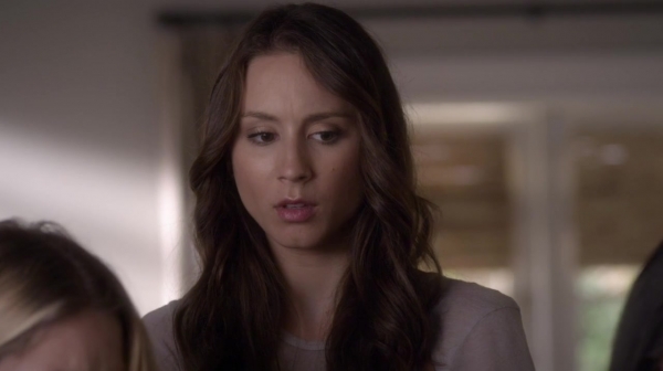 Pretty_Little_Liars_S05E12_Mini_720p_WEB-DL_Dual_RMZ-Dinho_1298.jpg