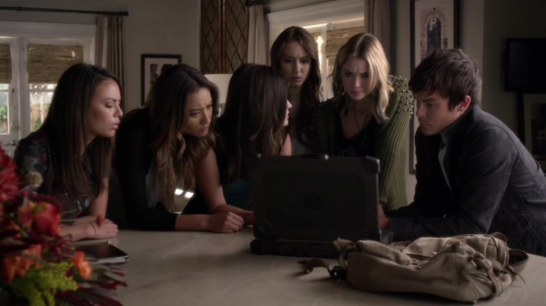 Pretty_Little_Liars_S05E12_Mini_720p_WEB-DL_Dual_RMZ-Dinho_1406.jpg