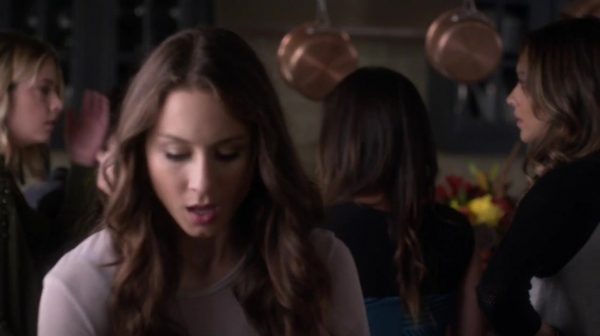 Pretty_Little_Liars_S05E12_Mini_720p_WEB-DL_Dual_RMZ-Dinho_1441.jpg