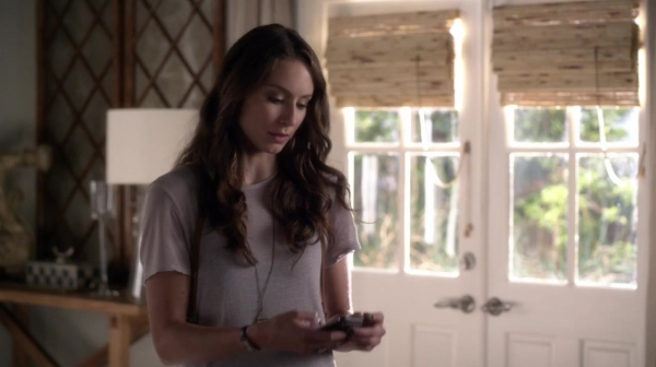 Pretty_Little_Liars_S05E12_Mini_720p_WEB-DL_Dual_RMZ-Dinho_1443.jpg