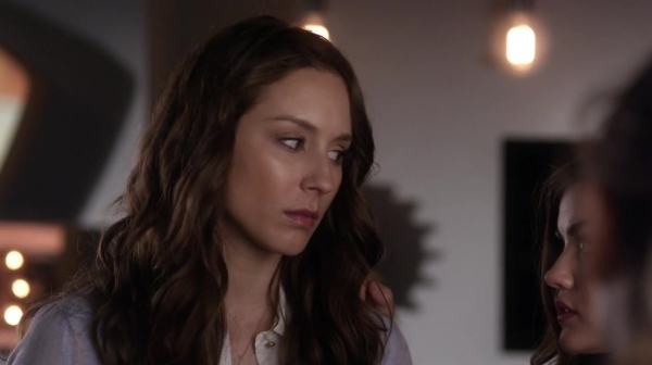 Pretty_Little_Liars_S05E12_Mini_720p_WEB-DL_Dual_RMZ-Dinho_2119.jpg