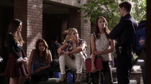 Pretty_Little_Liars_S05E15_Mini_720p_WEB-DL_Dual_RMZ-Dinho_0174.jpg