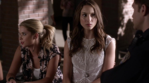 Pretty_Little_Liars_S05E15_Mini_720p_WEB-DL_Dual_RMZ-Dinho_0196.jpg