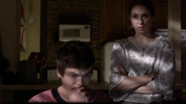 Pretty_Little_Liars_S05E16_Mini_720p_WEB-DL_Dual_RMZ-Dinho_0732.jpg
