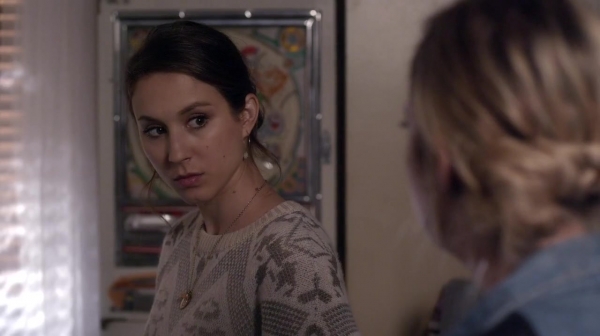 Pretty_Little_Liars_S05E16_Mini_720p_WEB-DL_Dual_RMZ-Dinho_0807.jpg