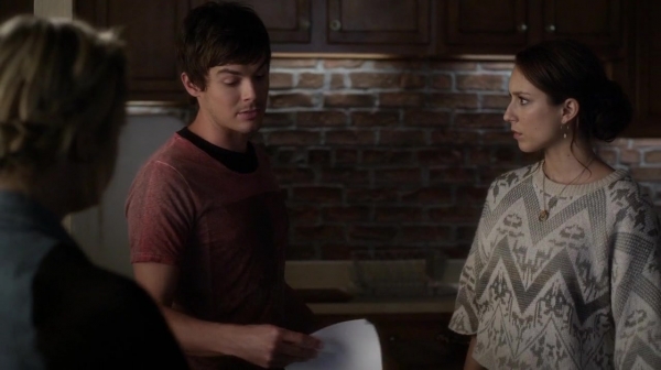 Pretty_Little_Liars_S05E17_Mini_720p_WEB-DL_Dual_RMZ-Dinho_0139.jpg